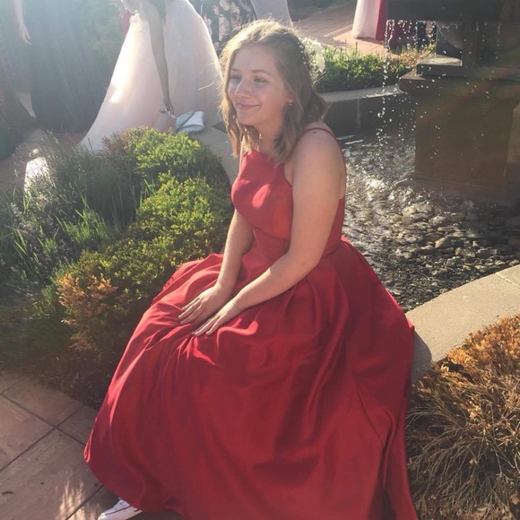 Meet your Posher, Kortnie - Picture 1 of 1